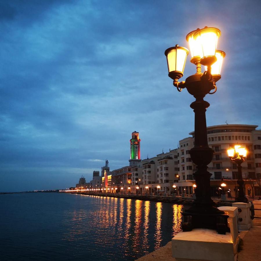 Madame Bari' Suite Apt In The Heart Of Bari Exterior photo